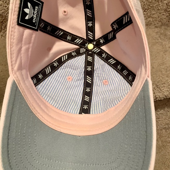 Adidas Men or women’s fitness hat. Like new! - Picture 2 of 5